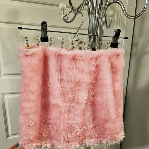 Fluffy Mini Skirt - Picture 6 of 7